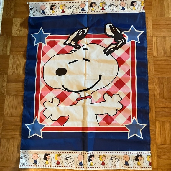 4th of July Snoopy Peanuts Appliqué Flag 28"x40" (Large) - Picture 2 of 7